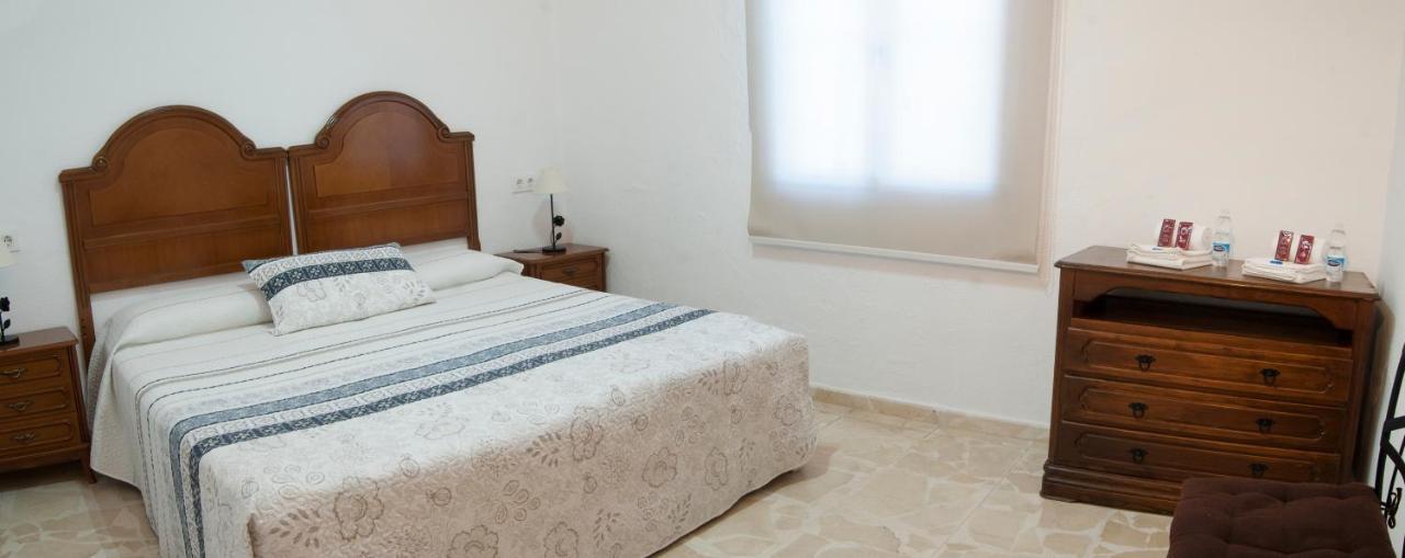 Hostal Batato Vejer de la Frontera Luaran gambar